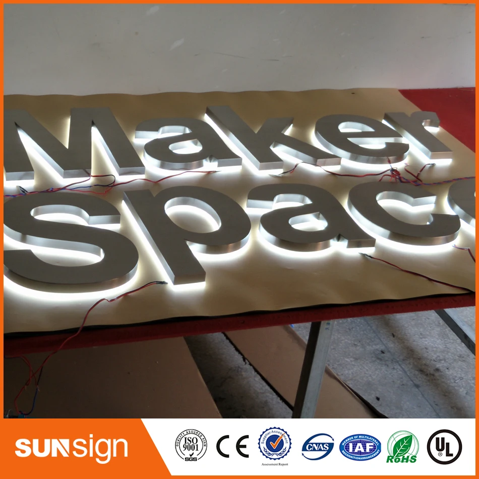 Выход фабрики наружной рекламы с подсветкой из нержавеющей стали светодиодные