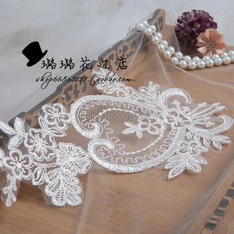 1 пара 26 X14cm нежные кружева аппликация в венецианском стиле кружевное платье с