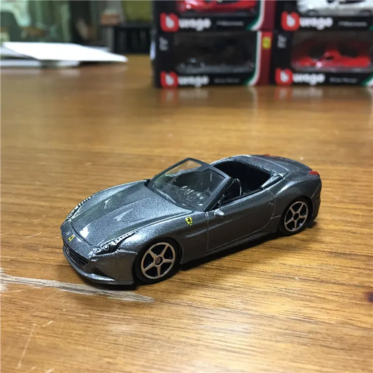 Burago 1: 64 1:43 литье под давлением автомобиля сплава мальчик ребенок автомобиль игрушки модель полный набор для ферраридала с оригинальной коробкой для детей подарок