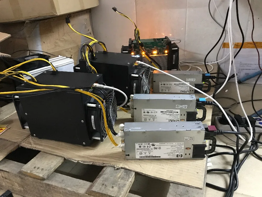 KUANGCHENG используется для мощность низким уровнем шума 750W 12V 62A выход. Включает 4 шт. 6P
