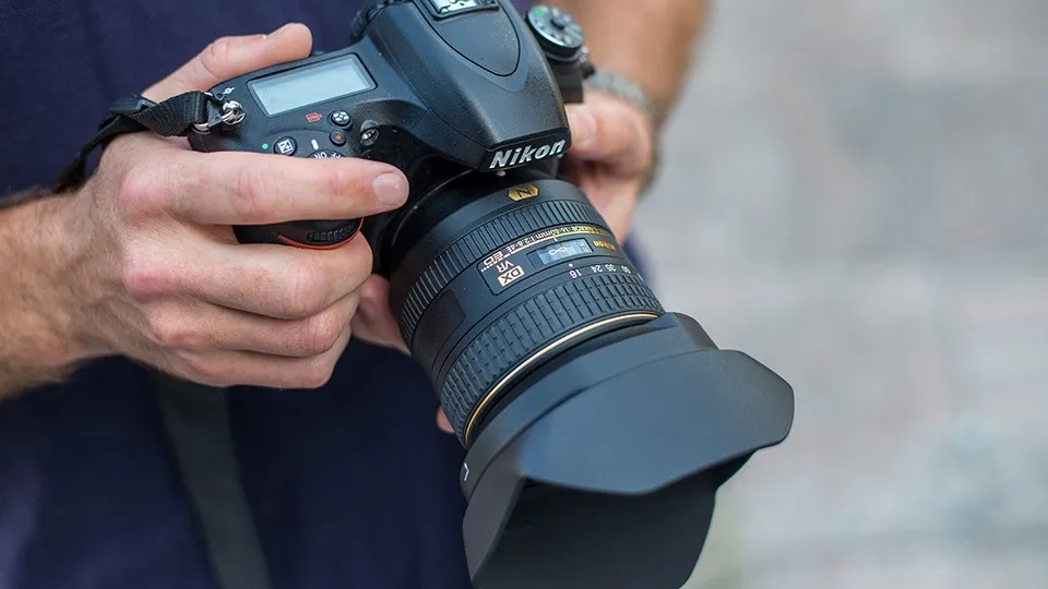 Объектив Nikon 16-80 AF-S DX NIKKOR 16-80 мм f/2,8-4E ED VR Объективы для Nikon D500 D300 D300s D7200 D7100 D7500