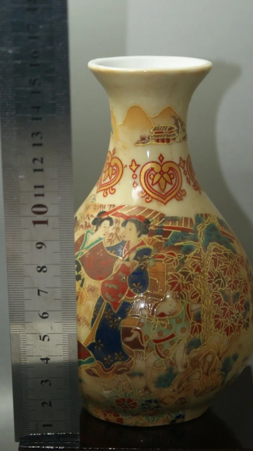 

China porcelain painted Old Glaze porcelain Ceramic crafts home desktop office decorations Vase.