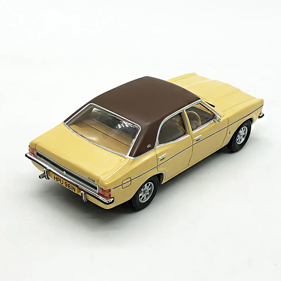 Литая 1:43 модель автомобиля металлический FORD/TRIUMPHSTAG Модель литья под давлением игрушечный Транспорт Ретро коллекция детских подарков Игрушечная модель автомобиля