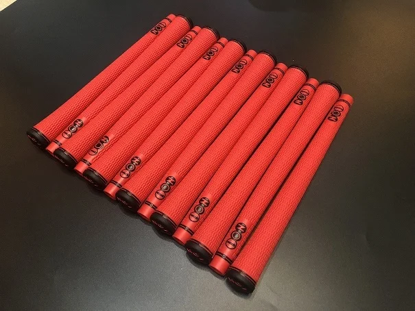 Red 10 x IOMIC NO. 1 клюшка для гольфа 3 цвета резиновые клюшки - Цвет: Red