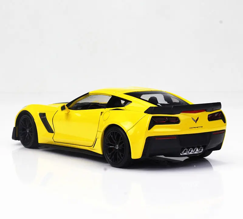 Welly 1:24 2017 Корвет Z06 литья под давлением модель спортивный автомобиль гоночный