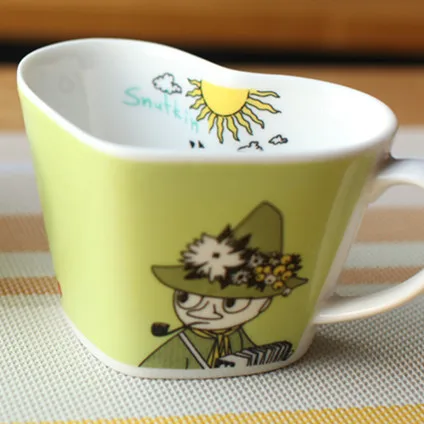 Муми-Тролль в форме сердца, забавная кружка Canecas Criativa Taza Unicornio Kubek Do Kawy Cuple - Цвет: Черный