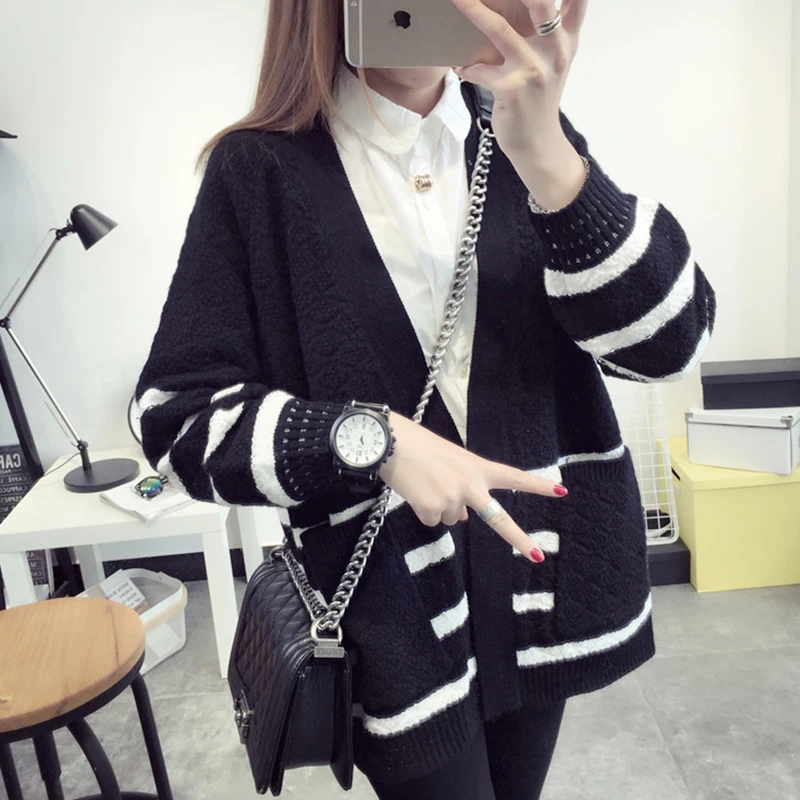 Шить вязаный свитер верхняя одежда Женская Осенняя Новинка 2017 года Куртки и