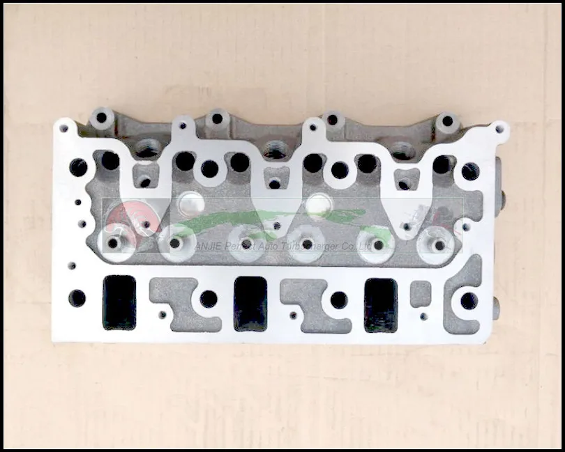 Головка блока цилиндров двигателя 3LD1 для грузовика ISUZU запчасти чугунный дизель 6