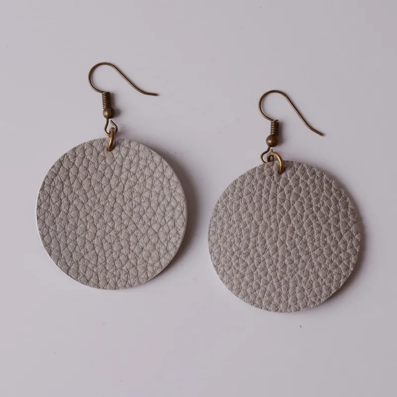 light gray Женские круглые серьги из искусственной кожи, блестящие серьги ручной работы, большие висячие серьги, ювелирные изделия в античном стиле JE0605 - Окраска металла: light gray