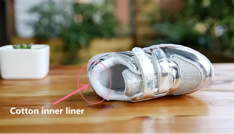 Новый 2016 мода загорелась в из светодиодов световой дети кроссовки отдыха обувь