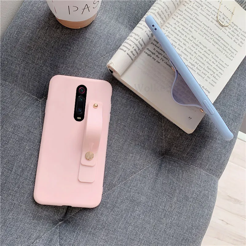 Wrist Strap Hand Band silicone case for xiaomi redmi note 7 6 pro 5 7 7A 6a K20 pro mi 9 8 a2 lite se a1 5x 9t stand back cover