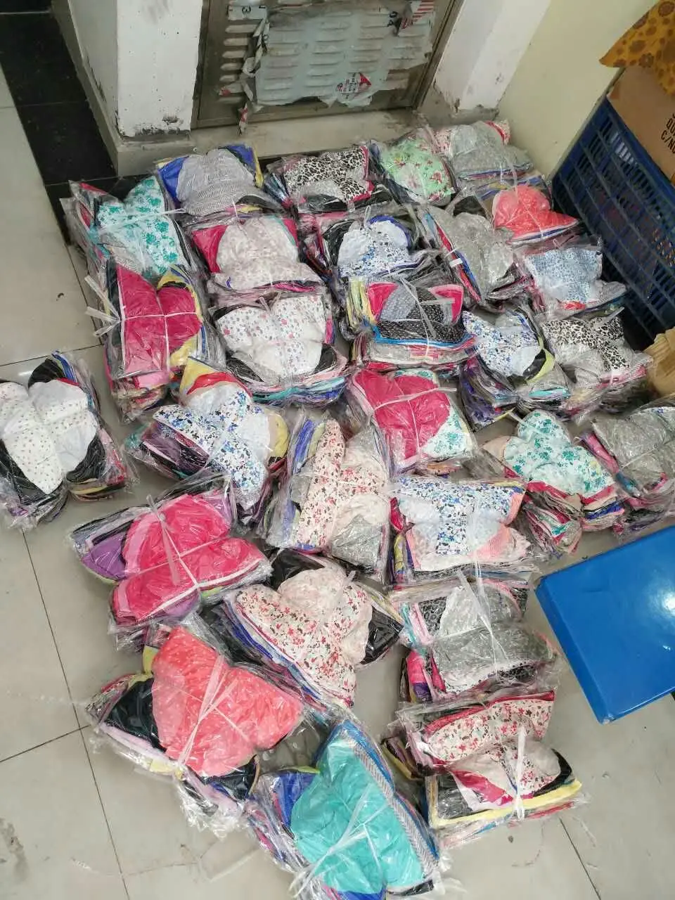 Бесшовные женские стринги сексуальное кружевное нижнее белье трусики бикини