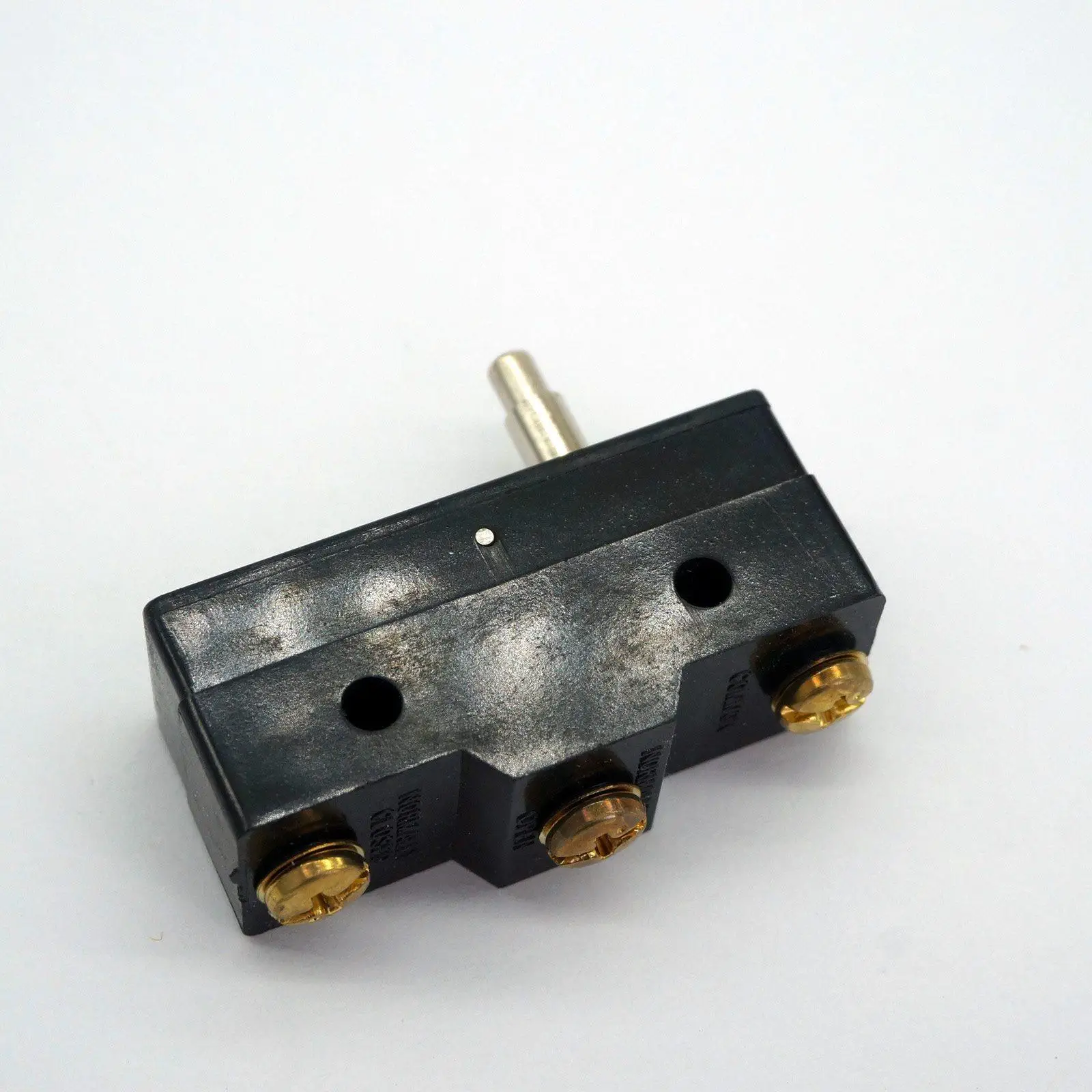 Фото XZ-15GS-B 15A 125VAC Micro Switch Slim язычковый Плунжер типа IP40 защита Обустройство дома XZ-15GS-B 15A 125VAC Micro Switch Slim язычковый Плунжер типа IP40 защита Обустройство дома