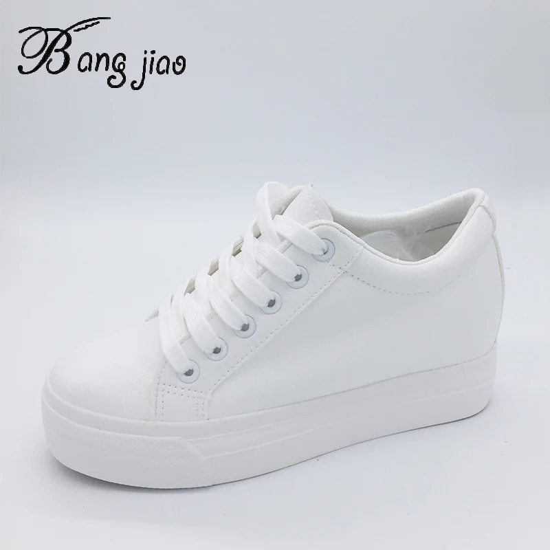 Модные белые кроссовки на платформе Новая Осенняя повседневная обувь для женщин