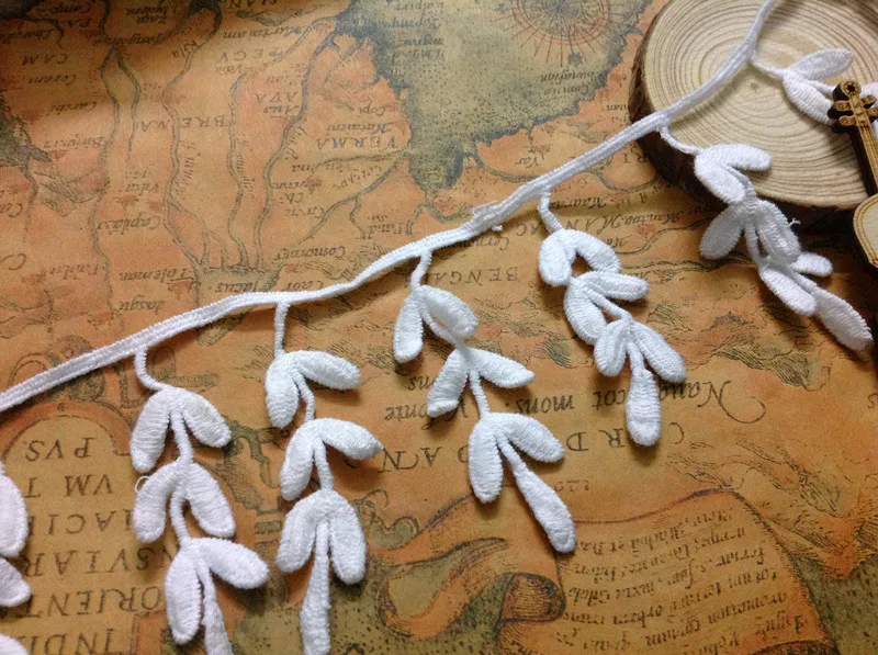 

5 yard/lot width 6.5cm 2.55" white leaf cotton embroidery lace trim SL4K458
