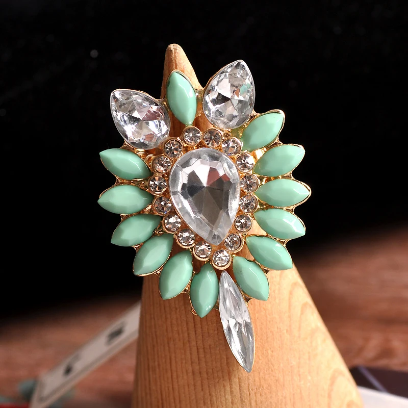 Golden fashion flower ring. Green semi-precious stones and crystal Mosaic. new European American popular accessories SETS | Украшения и