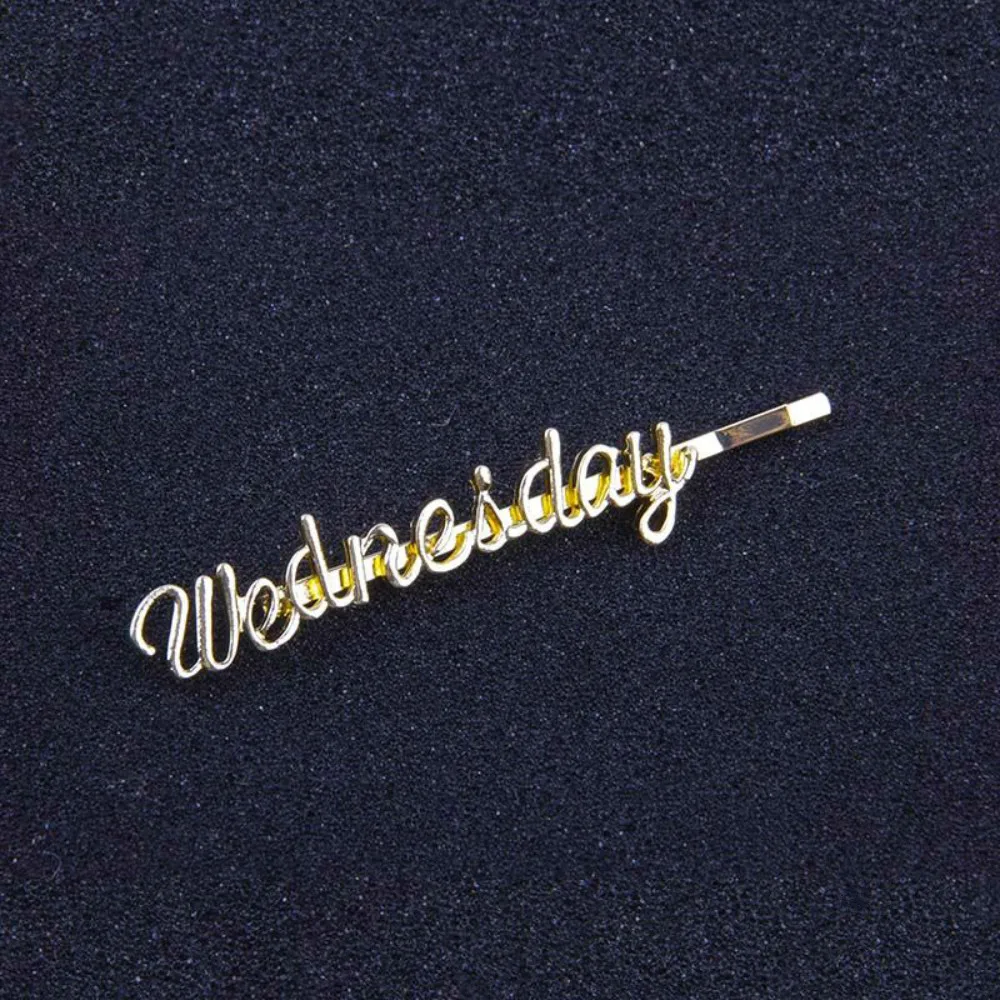 Заколки для волос женские золотистые металлические с буквами 1 шт. заколки-пряжки