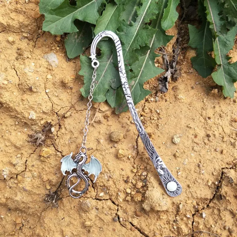 Vintage Metal Bookmark Pterosaur Pendant Handsome Beautiful Hairpin Sun And Moon Stars Grain Double Color Optional | Канцтовары для
