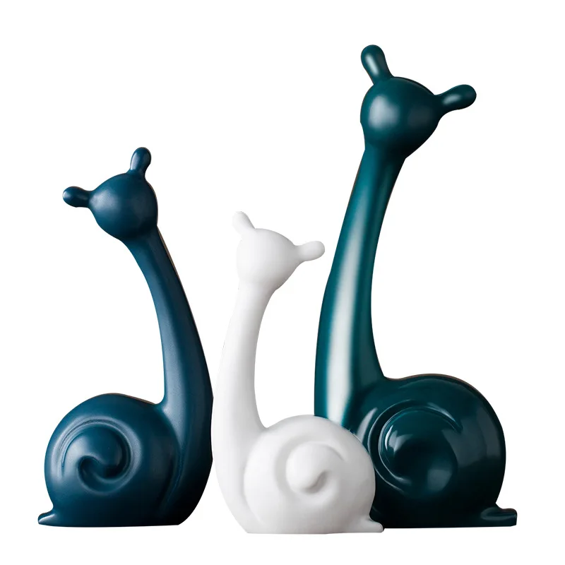 Nordic Ceramics Snail Elephant Deer Giraffe Ornaments Animal Model Figurines Miniatures Bedroom Office Porch Decoration Crafts
