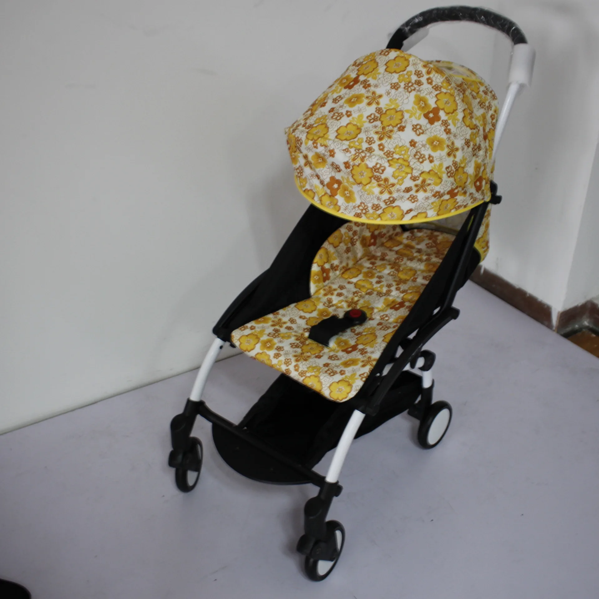 Babyyoya 175 градусов коляска Защита от солнца Тенты+ сиденье Подушки Детские коляски Интимные аксессуары применимо для коляски набор мультфильм милый ребенок - Цвет: I