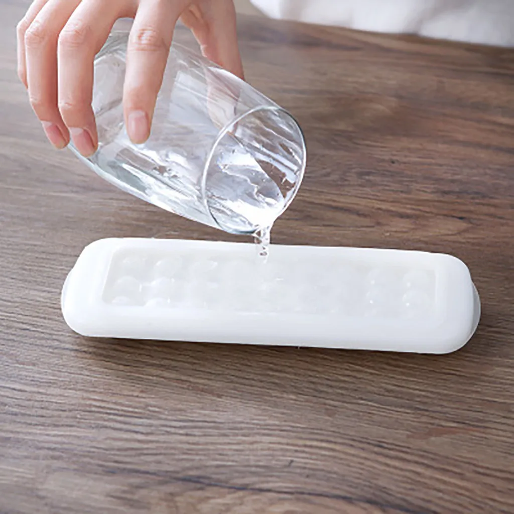 2019 hot sale Summer Ice Cube Mold Tray Plastic Freezing Box Fruit Jelly Maker Mould With Cover Lid Flexible Plate |