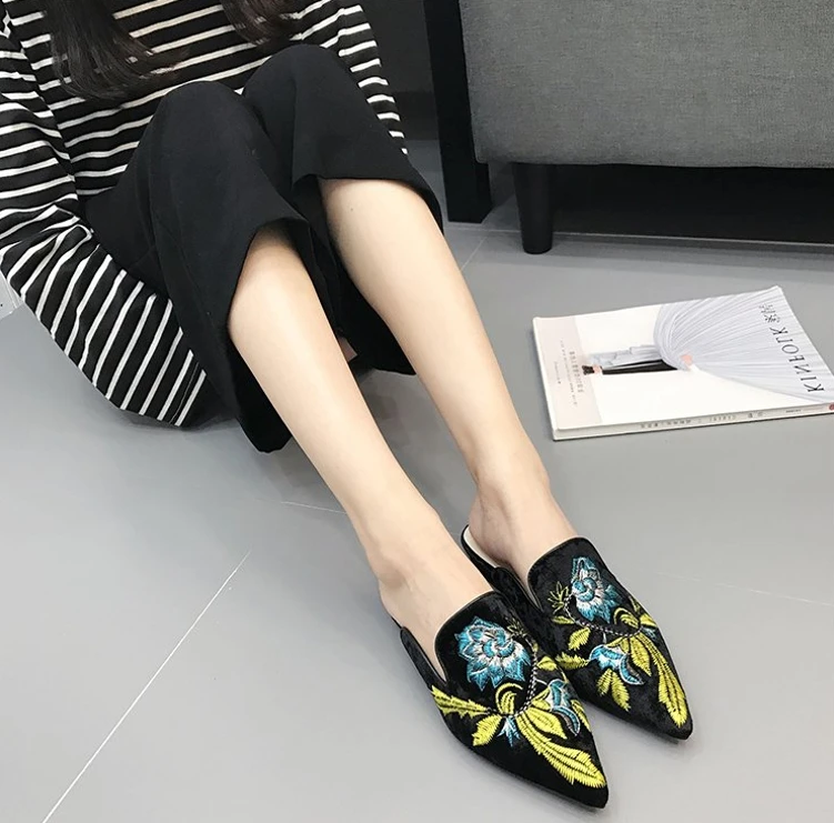 Золотые бархатные мюли женские шлепанцы с цветочной вышивкой мокасины из флока