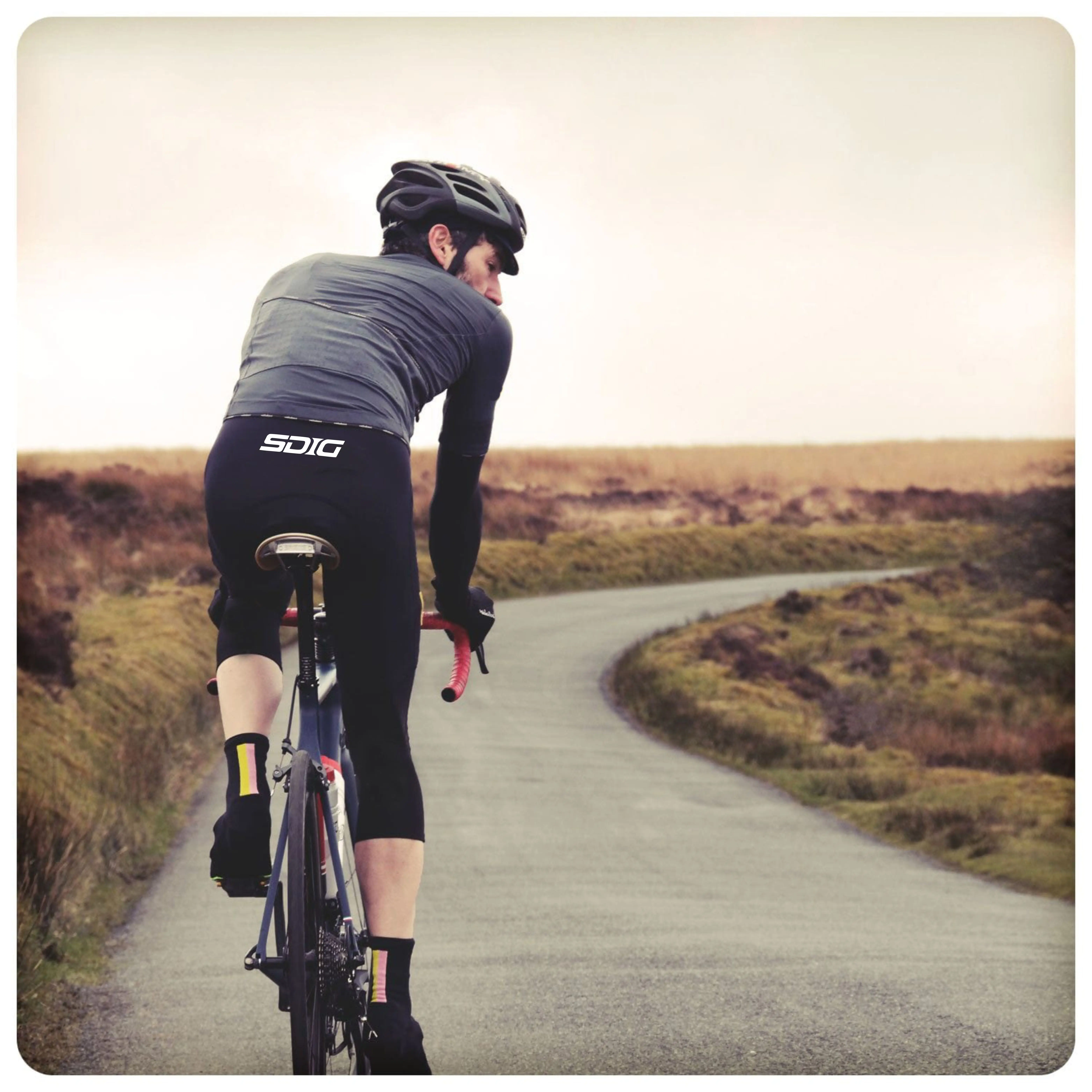 SDIG 3/4 legs length Cycling Bib Shorts Ropa Ciclismo Bicycle Bib Pants Mountain Bike Gel Pad Pants Free Shipping