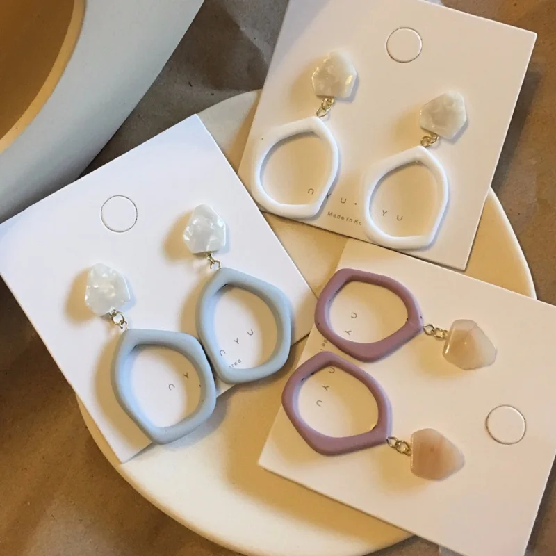 Анна ретро простые неправильные акриловые сережки Aretes De Flecos для женщин длинные