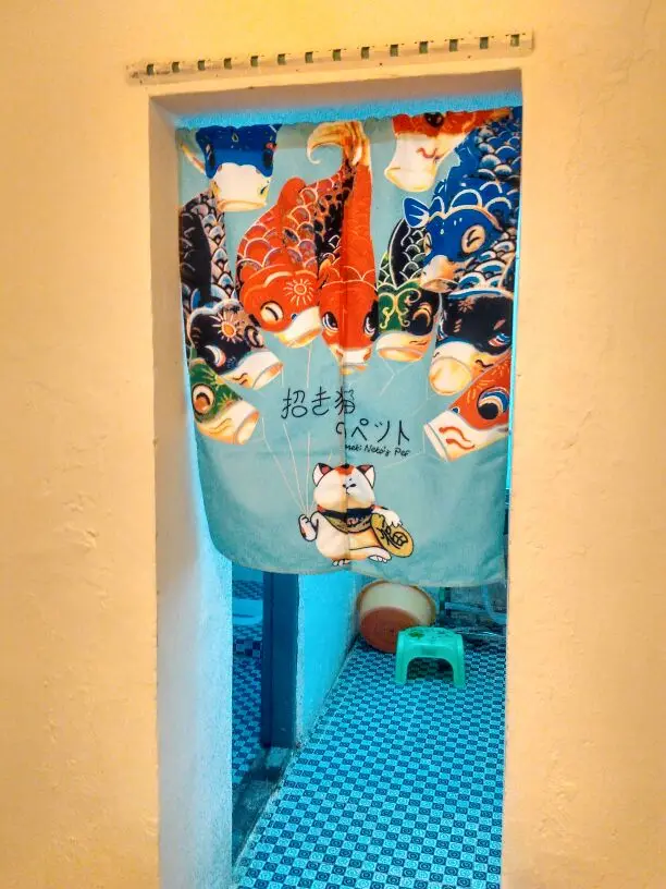 Занавески для дверей с изображением японских рыбок и кошек домашний декор