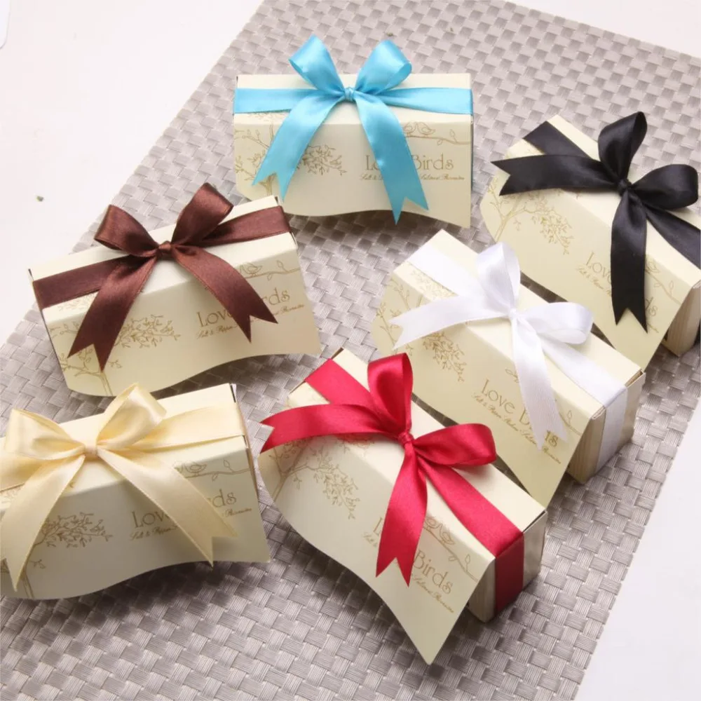 

wedding favor gift giveaways for guest -- Ceramic Love Birds Salt and Pepper Shaker party keepsake 40pcs=20sets