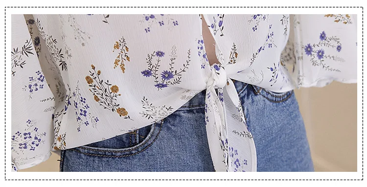 2018 Summer half sleeve print chiffon women tops fashion v collar blouse shirt white women's clothing blusas D780 30 |