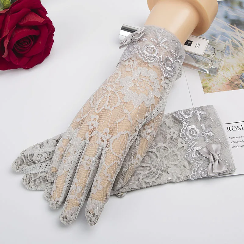 2 Bow Grey Кружевные летние солнцезащитные Короткие наручные перчатки, весенние модные перчатки с сенсорным экраном и УФ-защитой от солнца, перчатки для вождения автомобиля, вечерние женские перчатки Guantes Mujer - Цвет: 2 Bow Grey