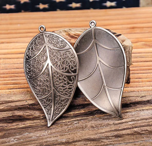 

F31 Lot 4PCS Silver Big Vintage Leaf Pendants Surfer Style Necklace Findings