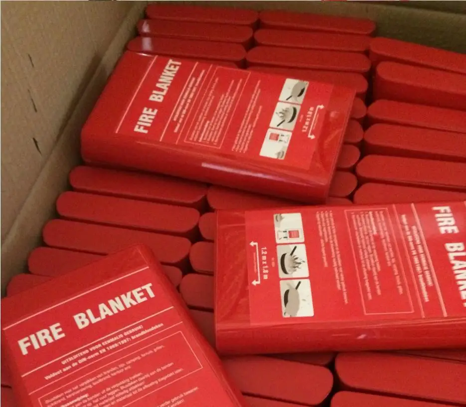 Box packaging Multiple size fire blanket,car,factory guesthouse, hotel, escape special fire equipment, fire fighting cover.