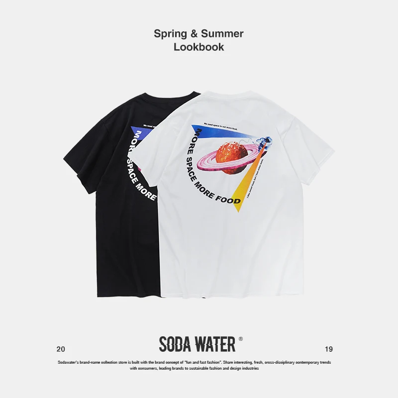 SODA вода Космос печати тройник 2019 мужчины Homme веселое Harajuku футболки с коротким