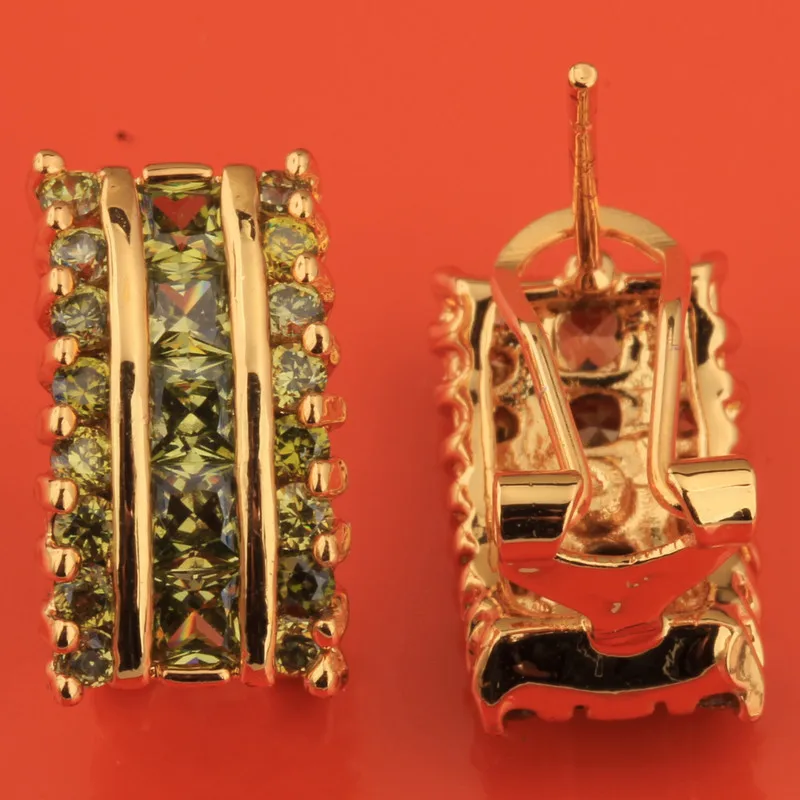 Изысканные кубические драгоценные камни зеленый и оливковый Перидот золотой