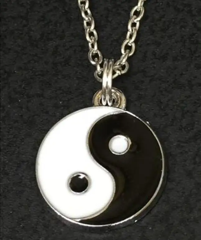 Новое эмалированное черно белое тибетское серебряное ожерелье Ying Yang подвеска на
