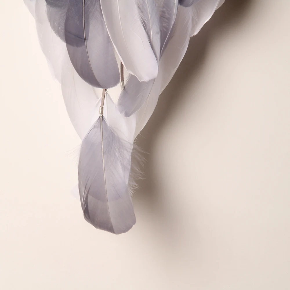 Большой Ловец снов MIAMOR с белыми и серыми перьями декор для детской комнаты