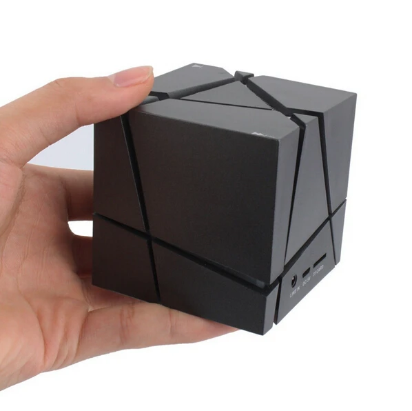 Magic Cube Портативный Mini Bluetooth Динамик с светодиодный свет Встроенный 500 мАч Батарея