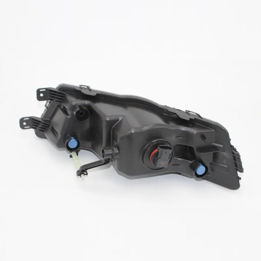 Передняя галогенная противотуманная фара для Skoda Octavia A7 Sedan Combi 2013 2014 2015 2016 2017 с