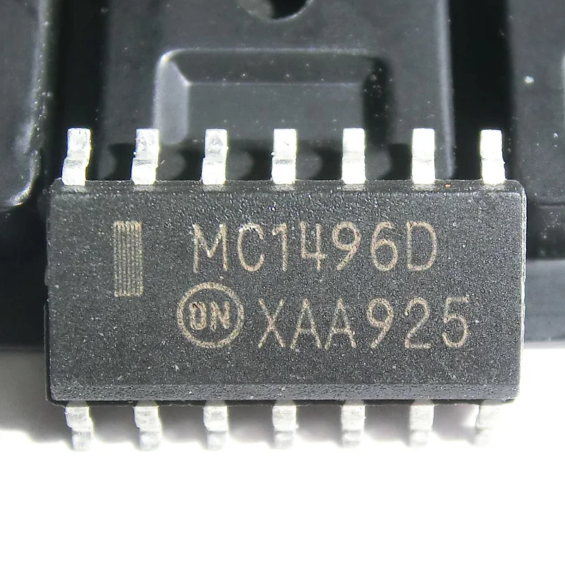 

5pcs/lot MC1496D MC1496DR2G SOP
