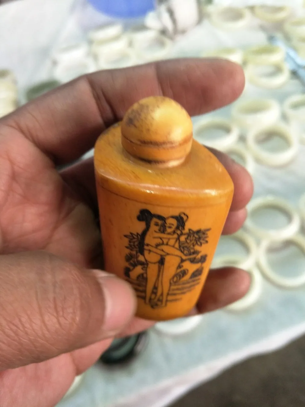 Редкий династии Цин bone snuff бутылка, любовь, ручная роспись,#04
