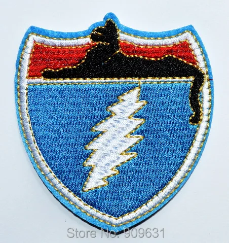 Новинка! Черная пантера кошка леопард Кугар 70s ретро вспышка в голубом небе Sheild