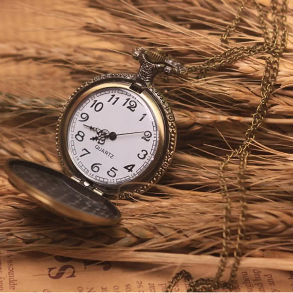 

Vintage Bronze Steampunk Pocket Watch Roman Numerals Quartz Necklace Pocket Watches Chain Men Women Clock Relogio De Bolso *A