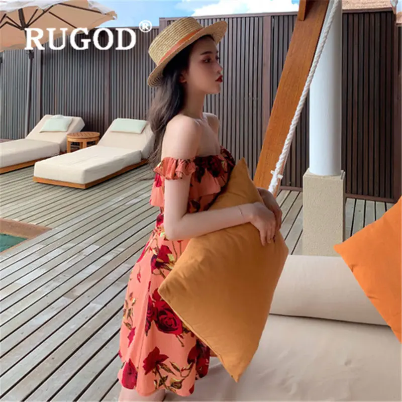 Женское платье с цветочным принтом RUGOD розовое открытыми плечами вечерние платья