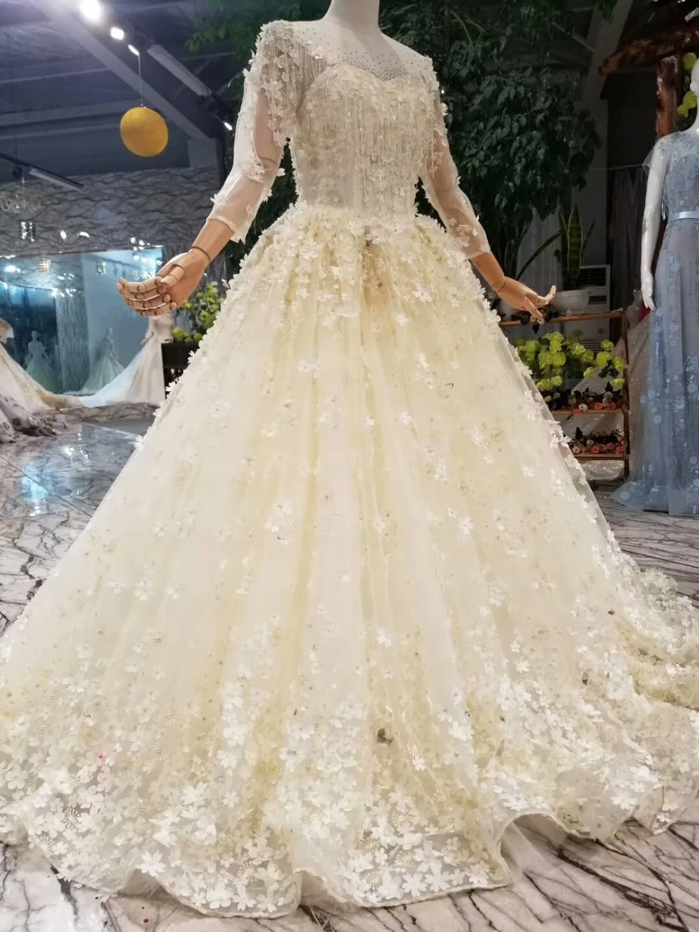 CloverBridal ручной работы с романтическими цветами жемчугом и кисточками