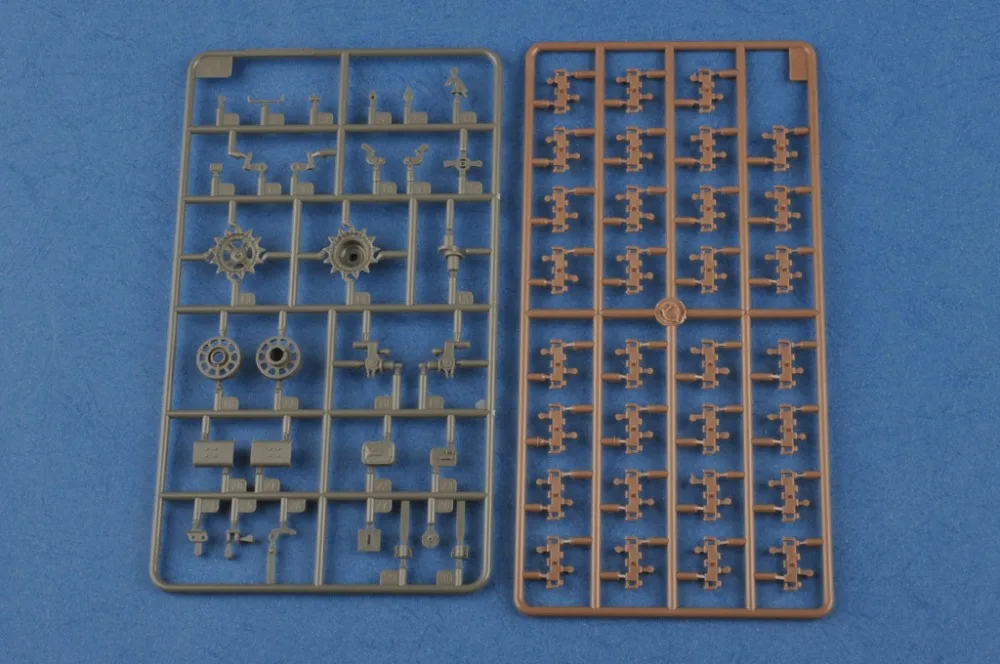1/35 Hobby Boss 83856 IDF Achzarit APC-ранняя модель хобби