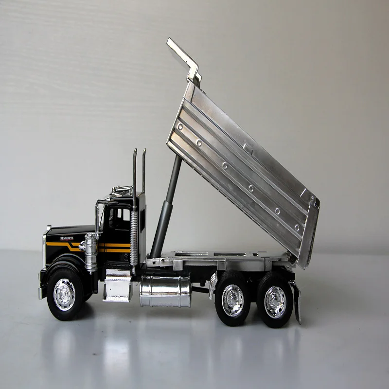 1/32 Реплика классический черный Kenworth сплав модель коллекция украшение литой