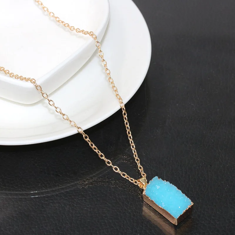 Rough Blue Crystal Surface Geometric Stone Pendant Golden Necklace for Women Around 54 cm | Украшения и аксессуары