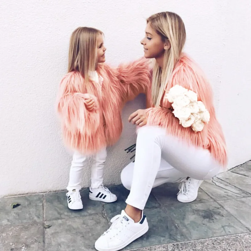 

Autumn Winter Family Matching Clothing Mother Daughter Fur Faux Tassels Coat Thicken Warm Outwear Mom Girls Matching Jackets 4XL